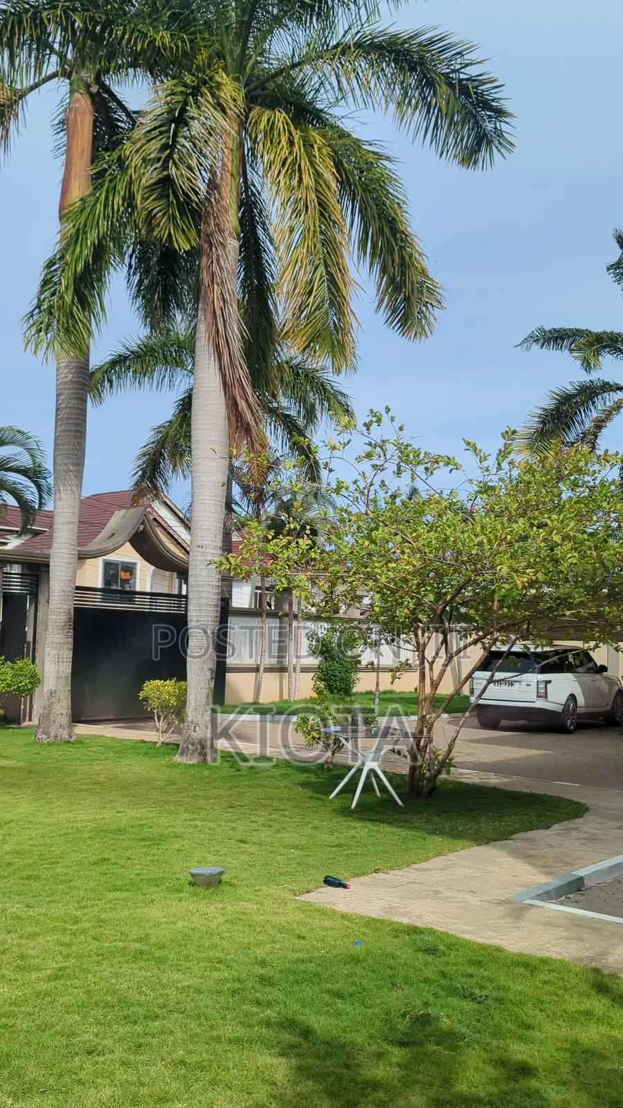 Furnished 8bdrm House in Mbezi Beach for sale