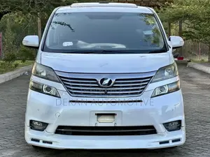 Toyota Vellfire 2009 White