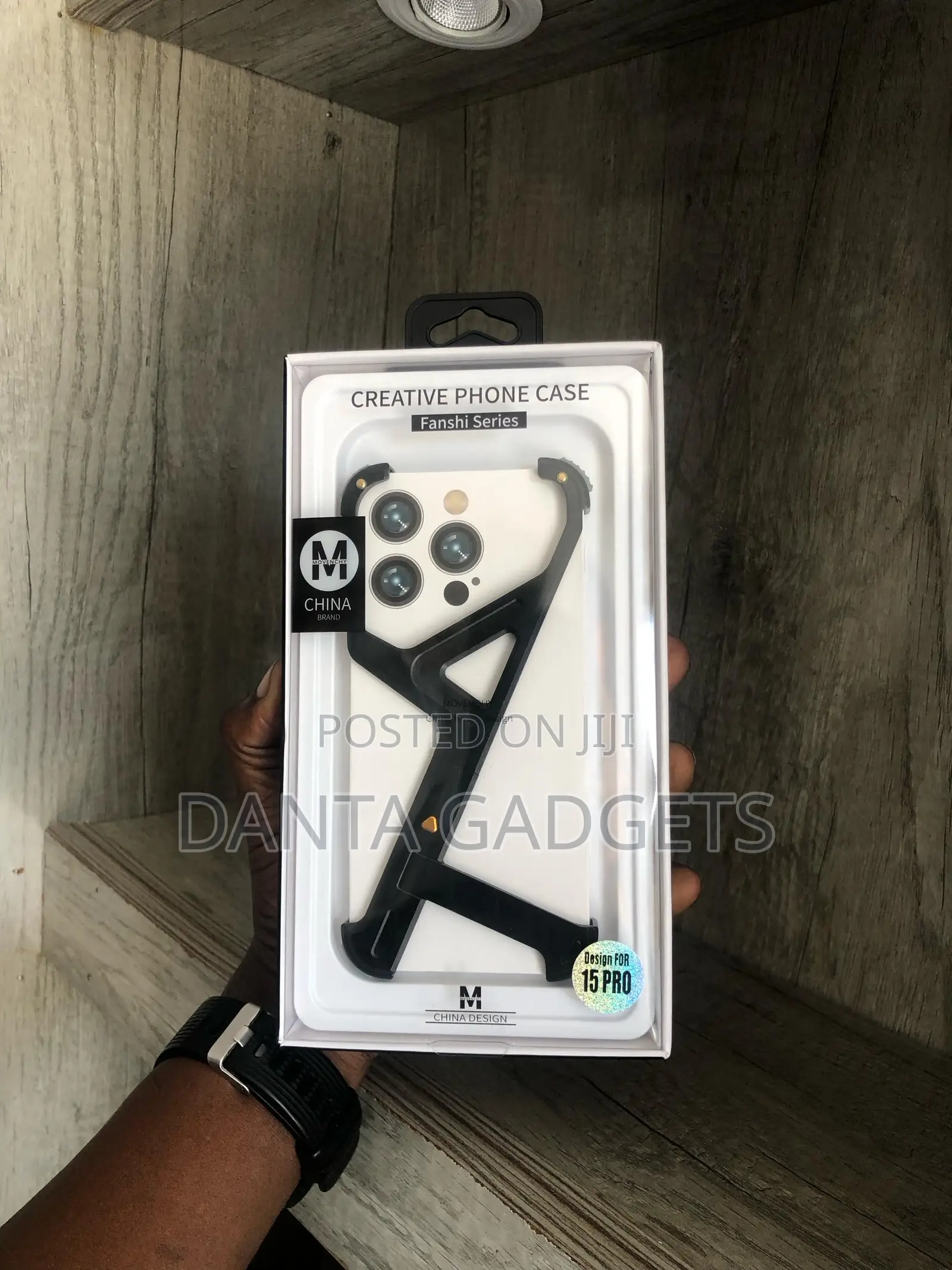 iPhones 15 16 Covers