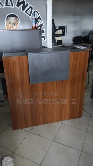 Reception Desk 120cm X 60cm