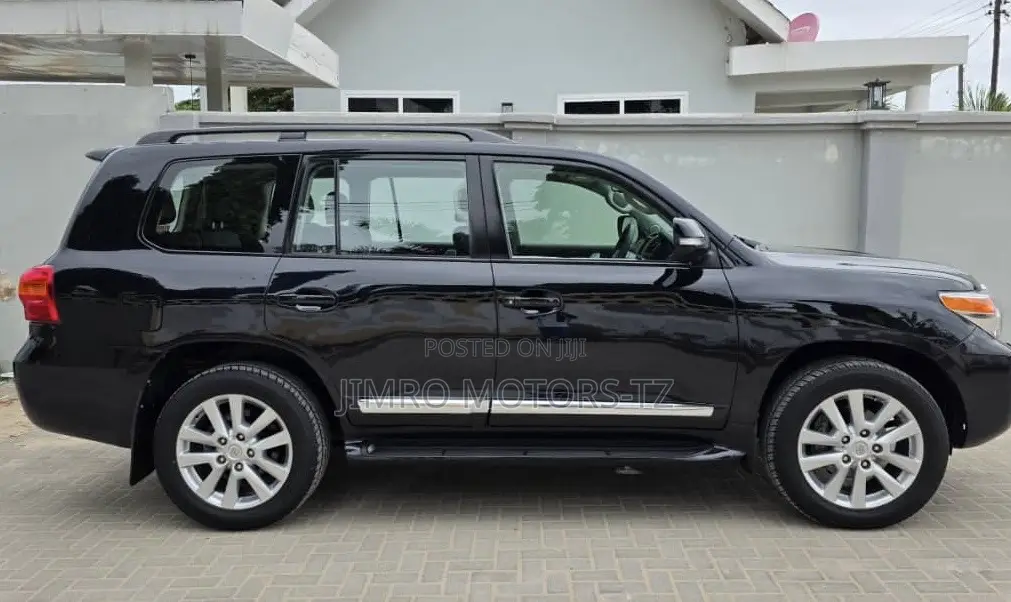 Toyota Land Cruiser 2015 Black