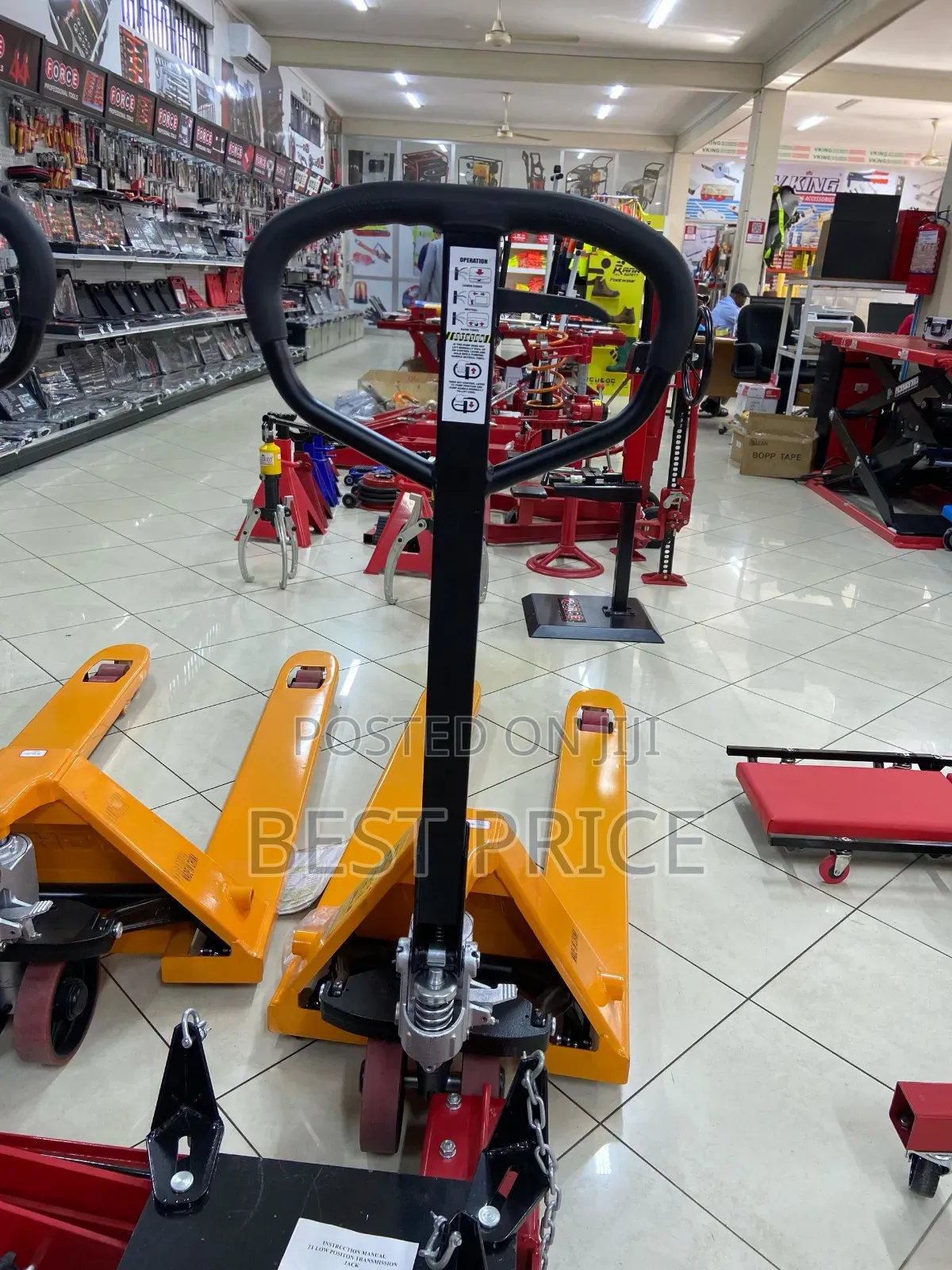 Toho Pallet Truck 2.5 Ton Capacity