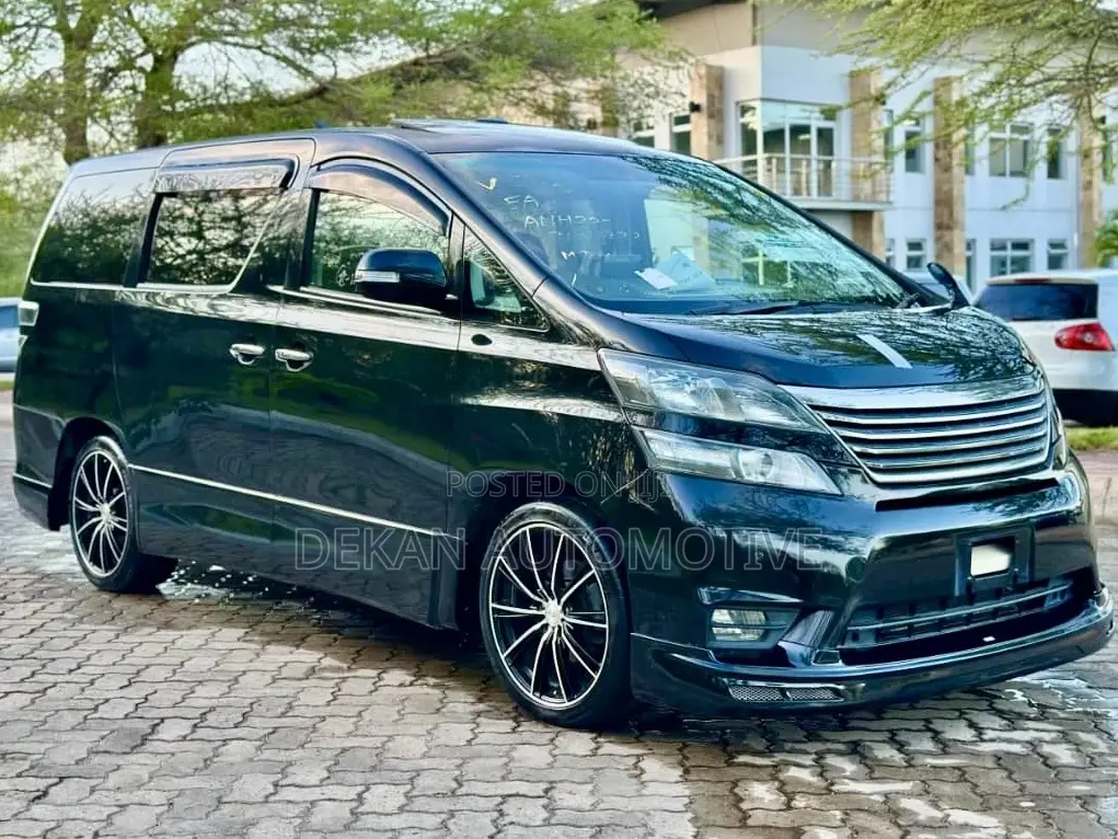 Toyota Vellfire 2010 Black