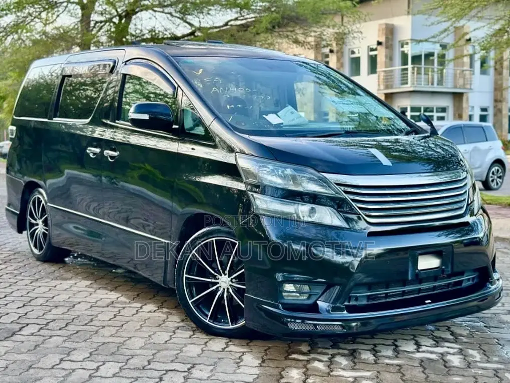 Toyota Vellfire 2010 Black