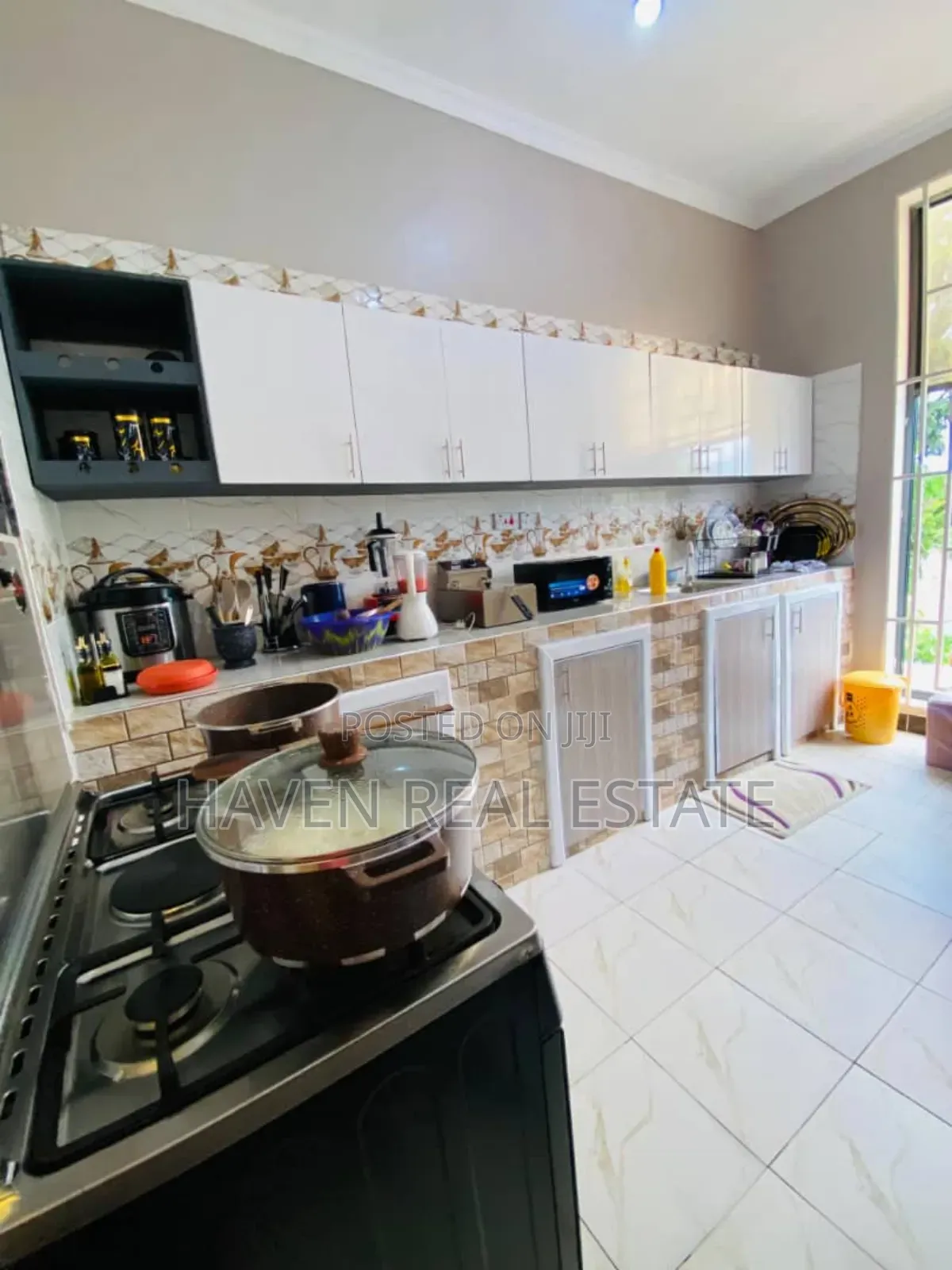 Furnished 10bdrm House in Kigamboni for sale
