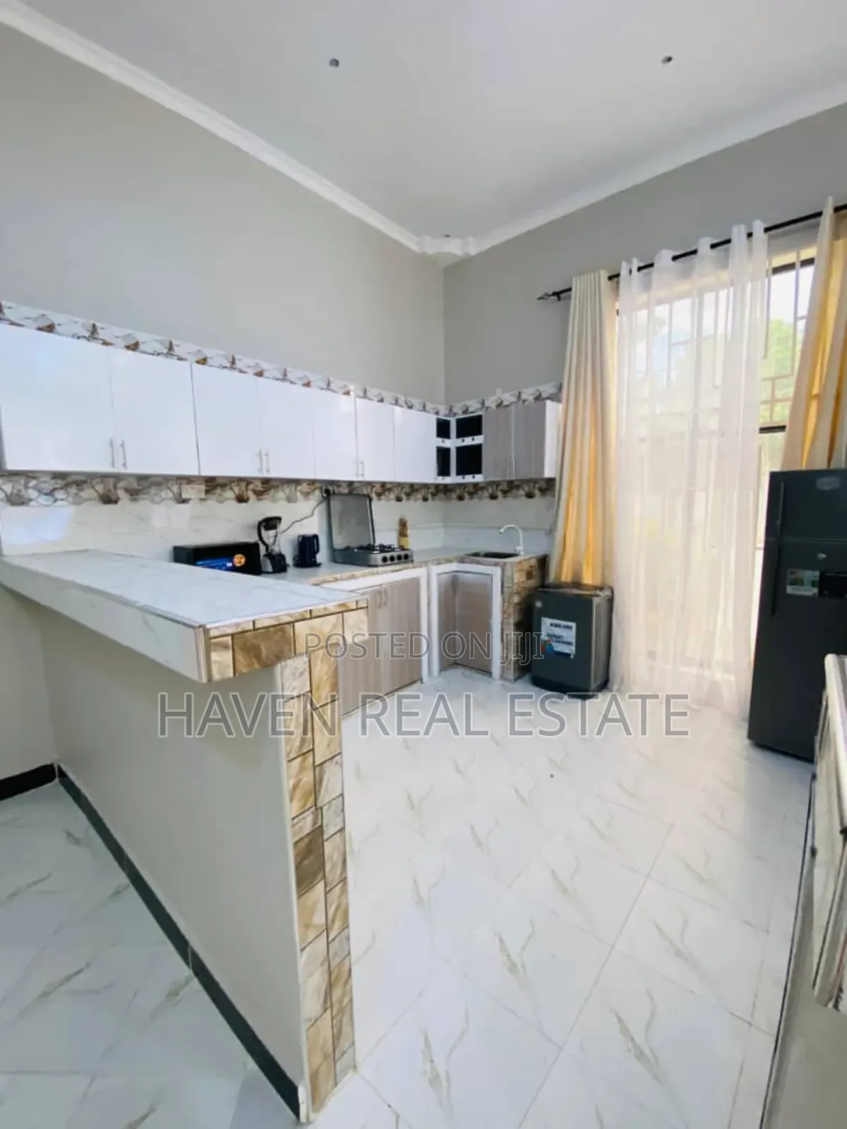 Furnished 10bdrm House in Kigamboni for sale