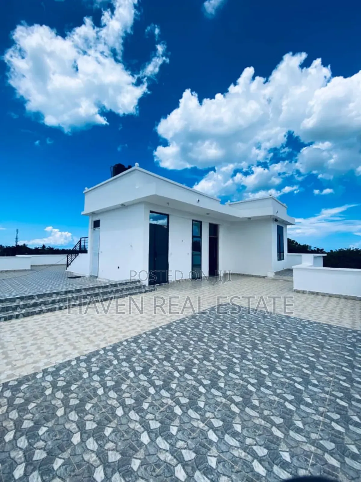 Furnished 10bdrm House in Kigamboni for sale