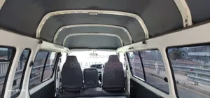 Toyota HiAce 2002 White