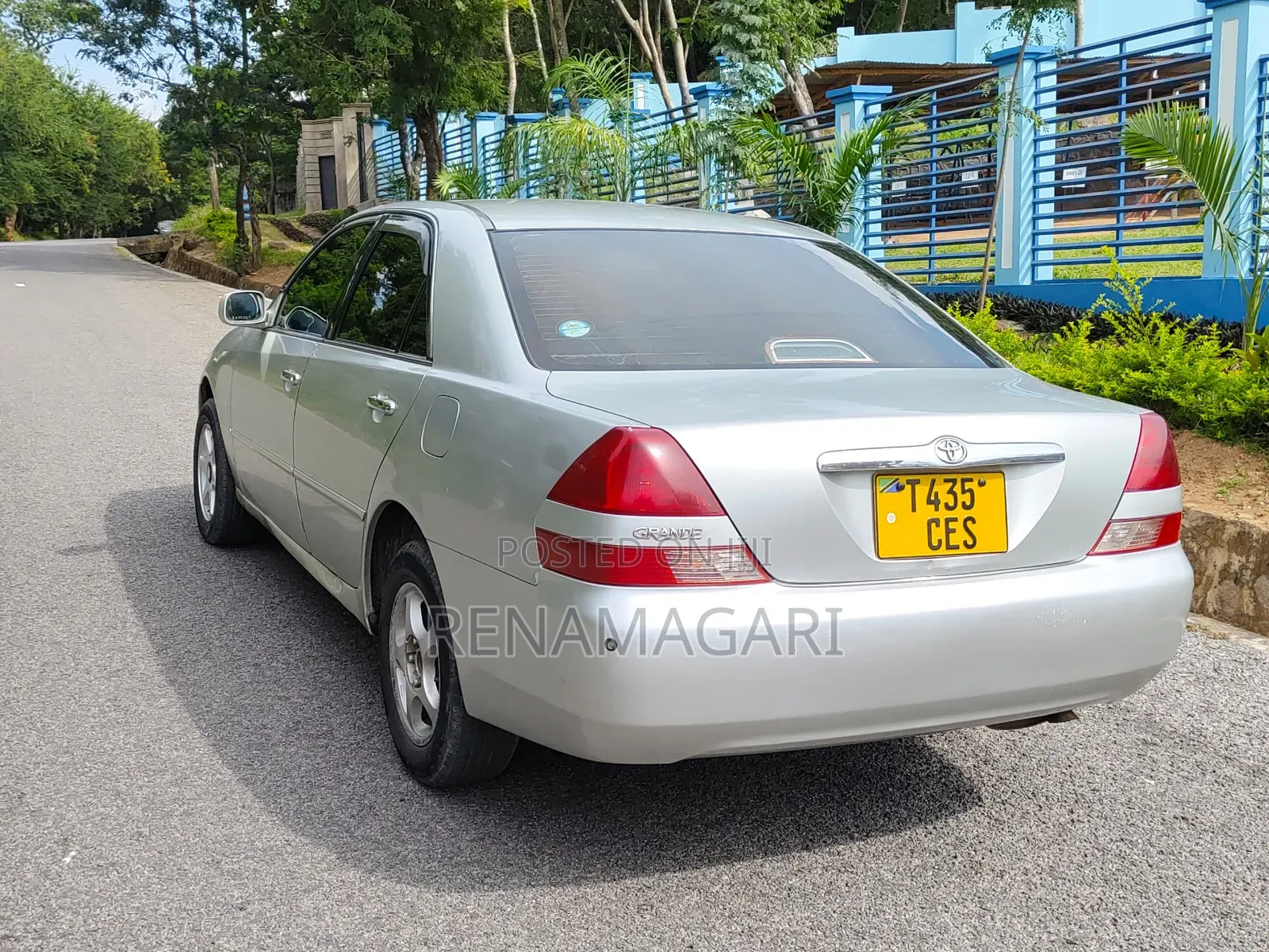 Toyota Mark II 2003 Silver