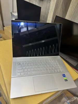 New Laptop HP Envy 16 Gaming 16-H1023dx 16GB Intel Core I7 SSD 512GB