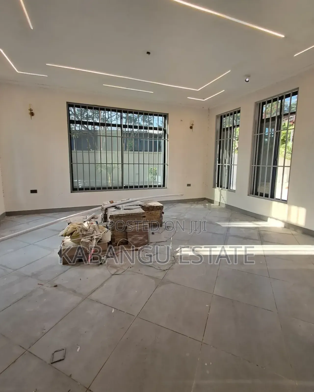 4bdrm House in Oysterbay for rent