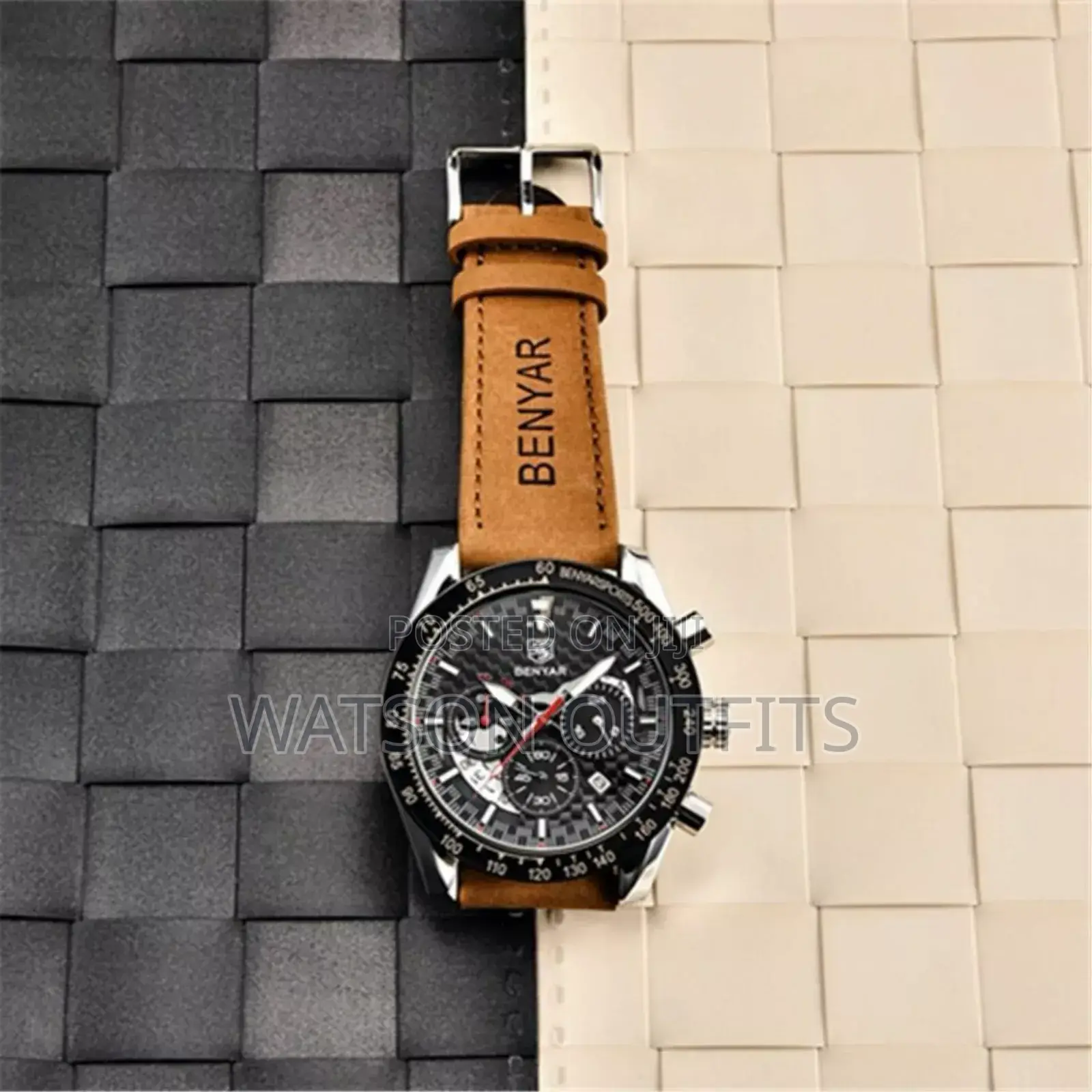 Round Benyar Watches Classic