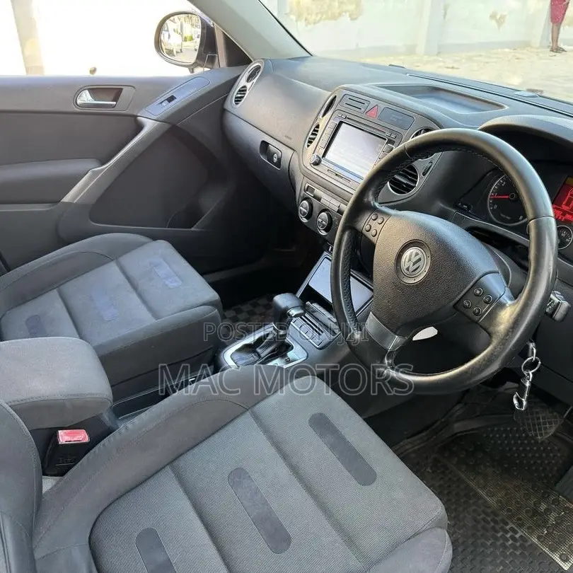 Volkswagen Tiguan 1.4 TSI 2008 Black
