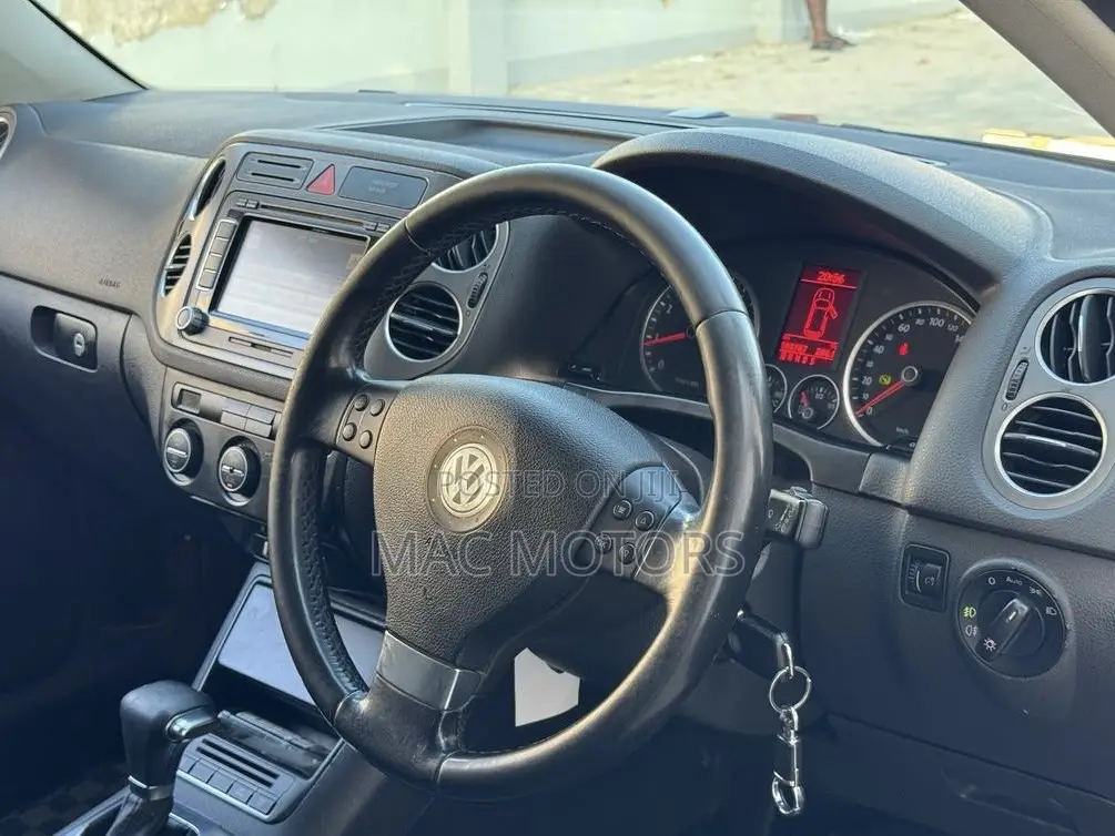 Volkswagen Tiguan 1.4 TSI 2008 Black