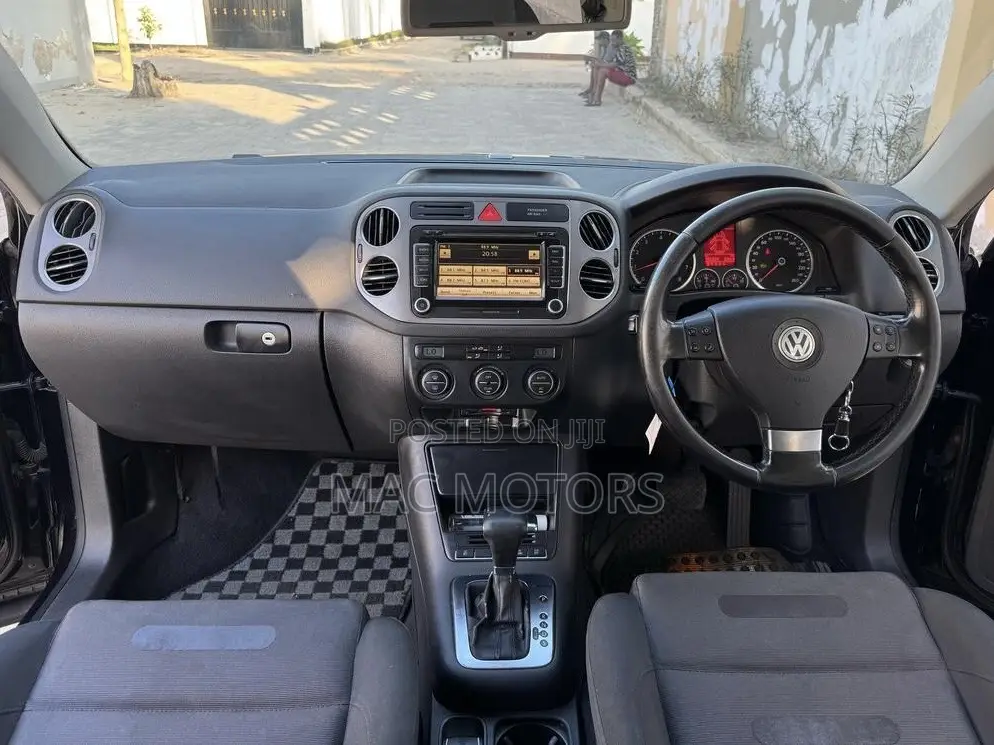 Volkswagen Tiguan 1.4 TSI 2008 Black