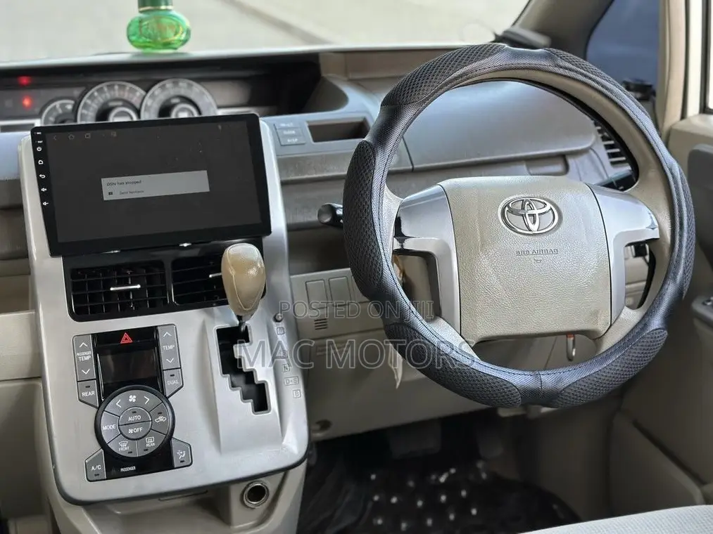 Toyota Noah 2008 White
