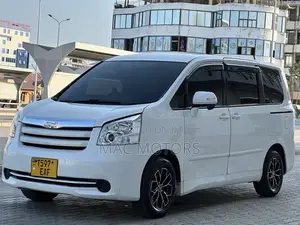 Toyota Noah 2008 White