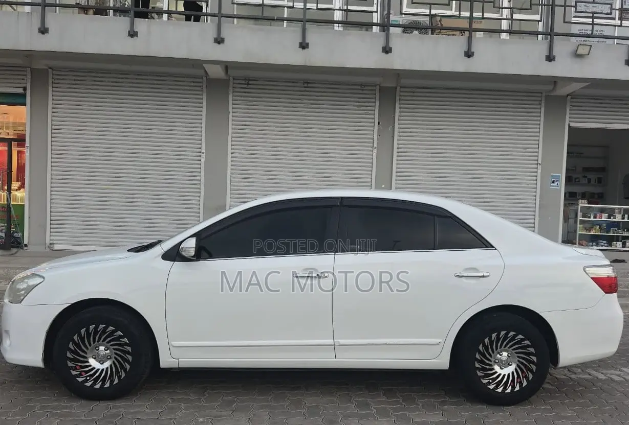 Toyota Premio 2.0 FWD 2009 White