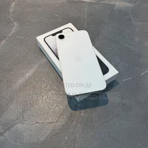 New Apple iPhone 16e 128 GB White