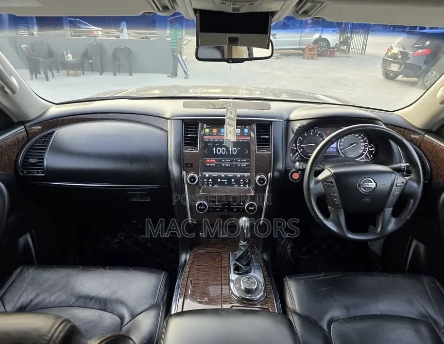 Nissan Patrol 2018 Gray
