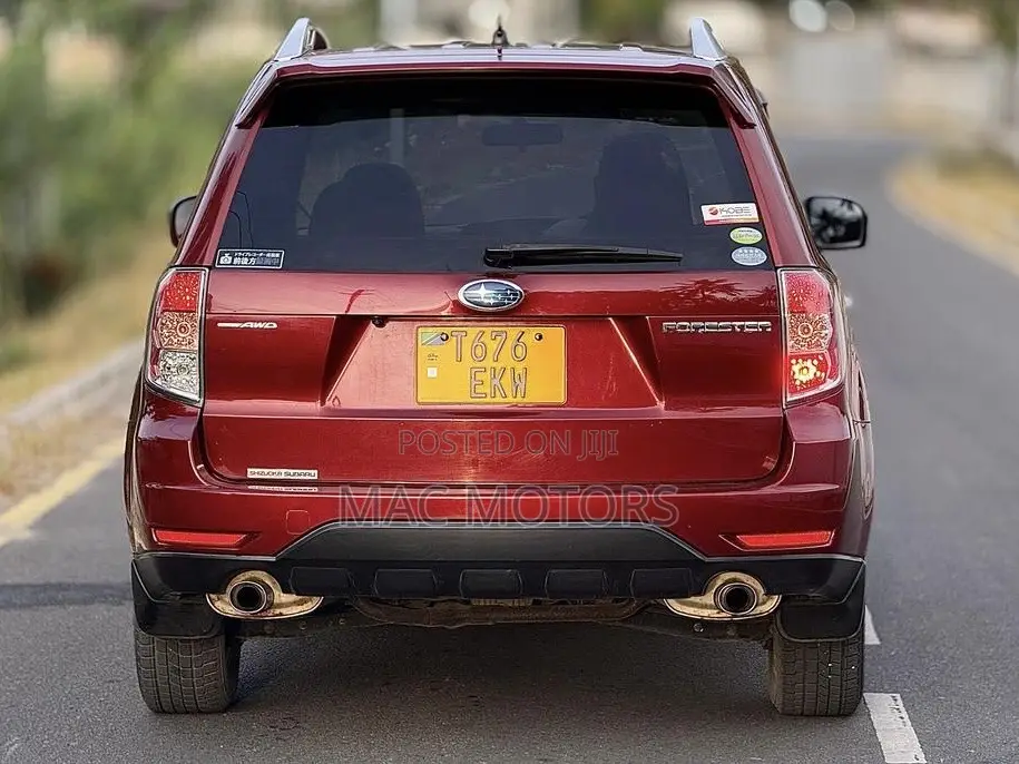 Subaru Forester 2011 Burgundy