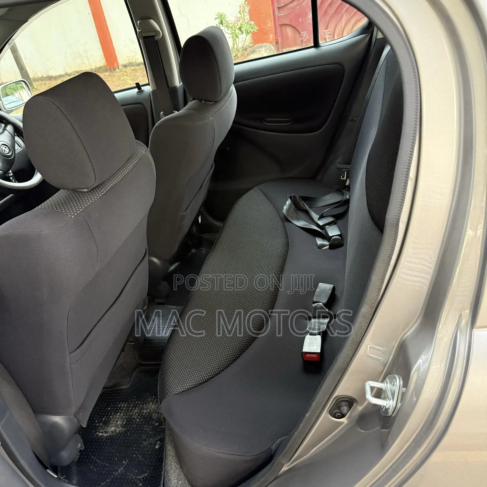Toyota Vitz 1.3 FWD 5dr 2002 Gray