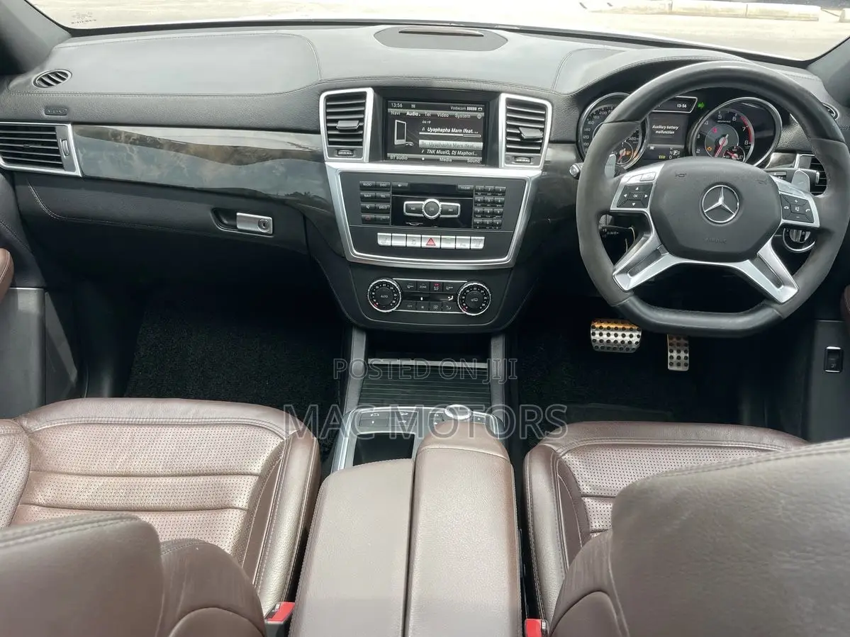 Mercedes-Benz M Class ML 63 AMG 2012 White