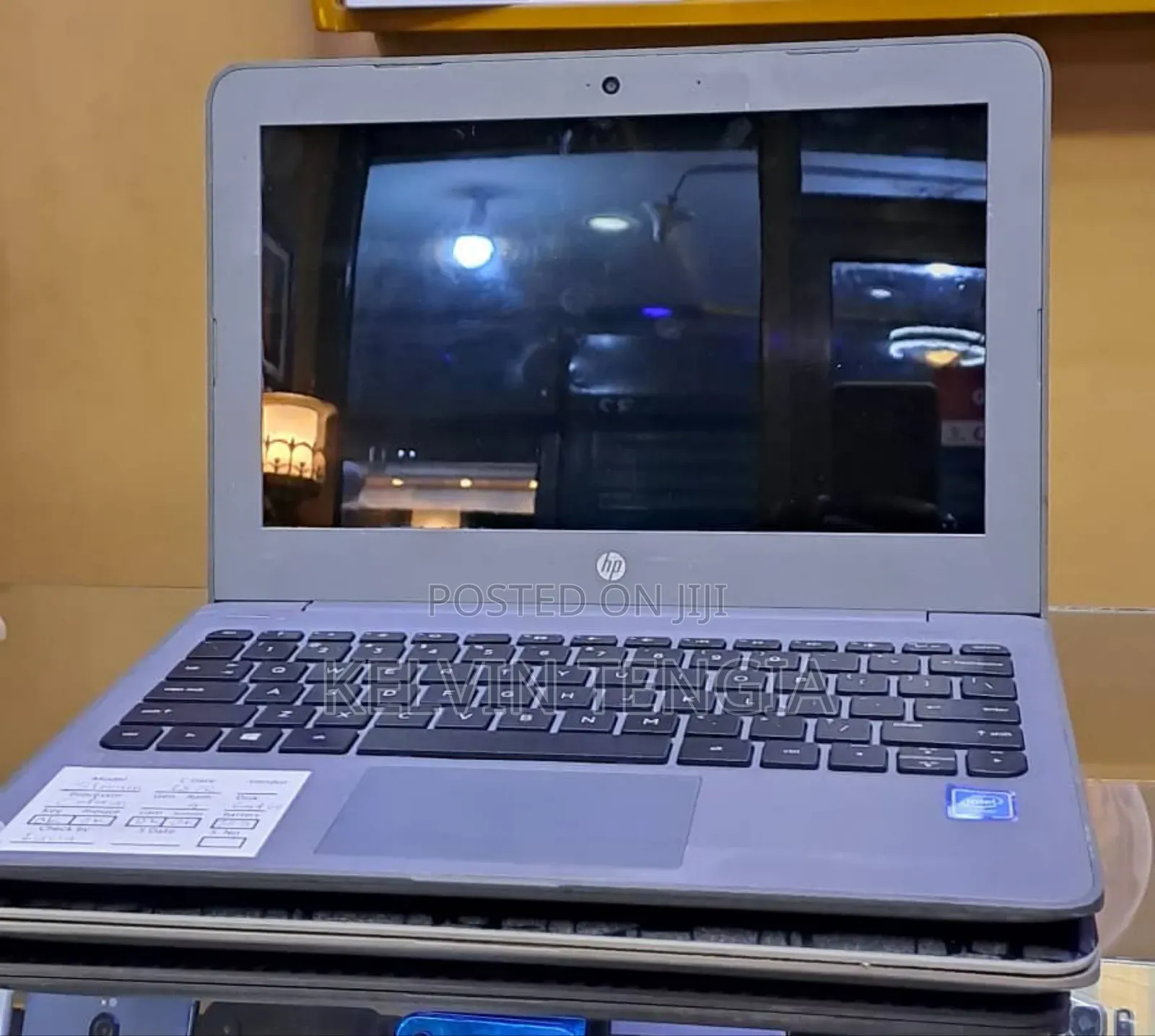Laptop HP Stream 11 2GB Intel Celeron eMMC 128GB