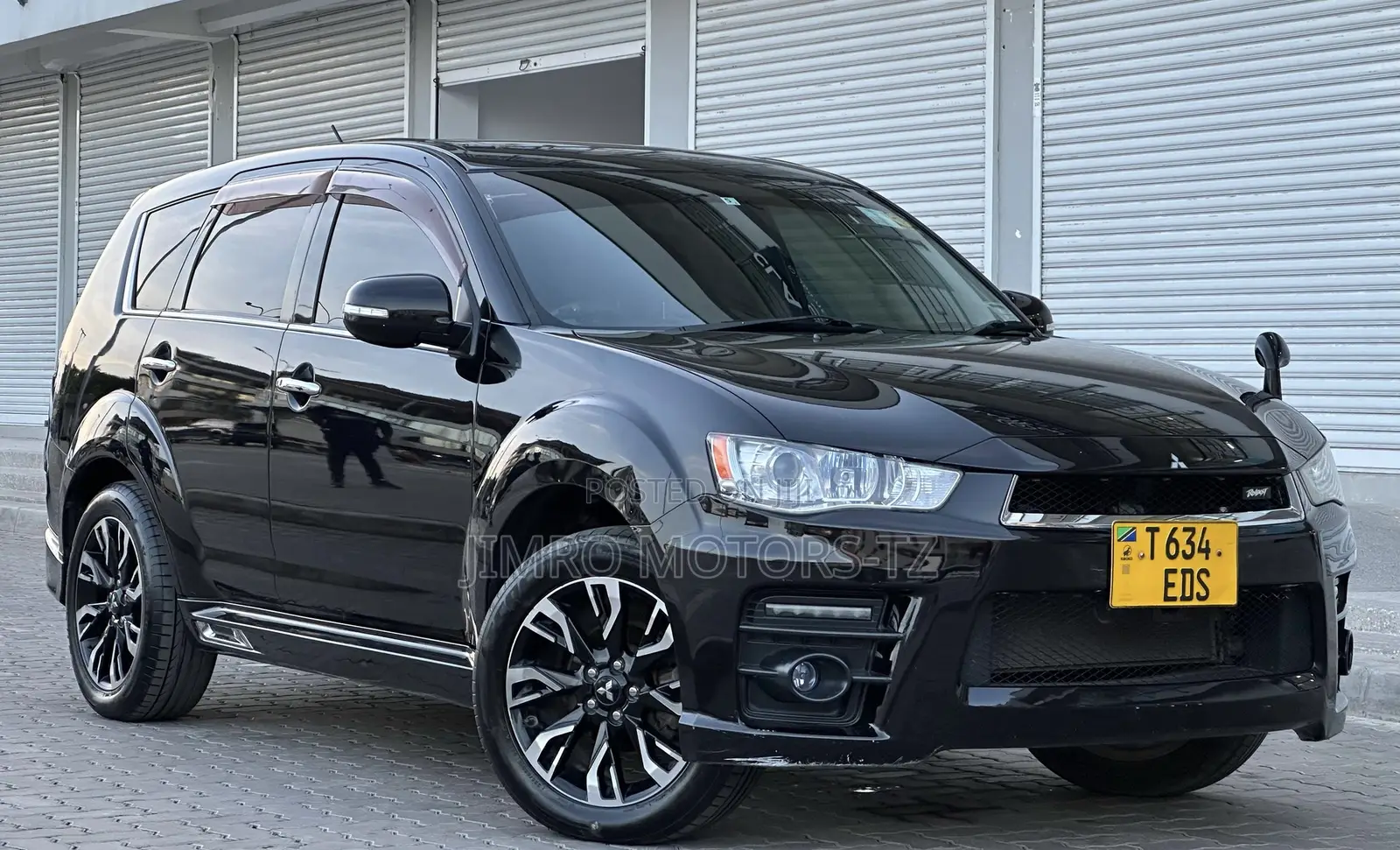 Mitsubishi Outlander 2010 Black