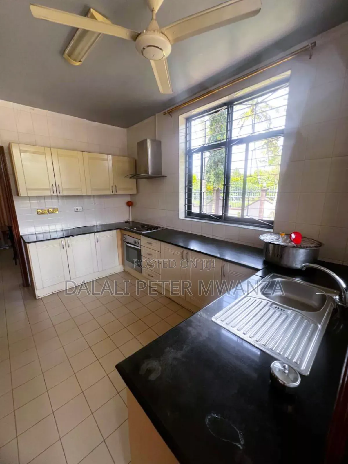 6bdrm House in Rock City, Ilemela for rent