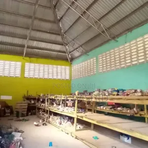 Godown Kwa Ajili Ya Kupanga
