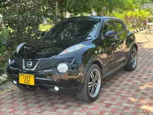 Nissan Juke 2012 Black