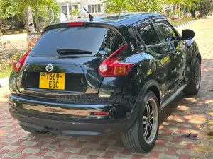 Nissan Juke 2012 Black