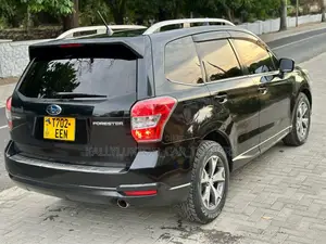 Subaru Forester 2014 Black