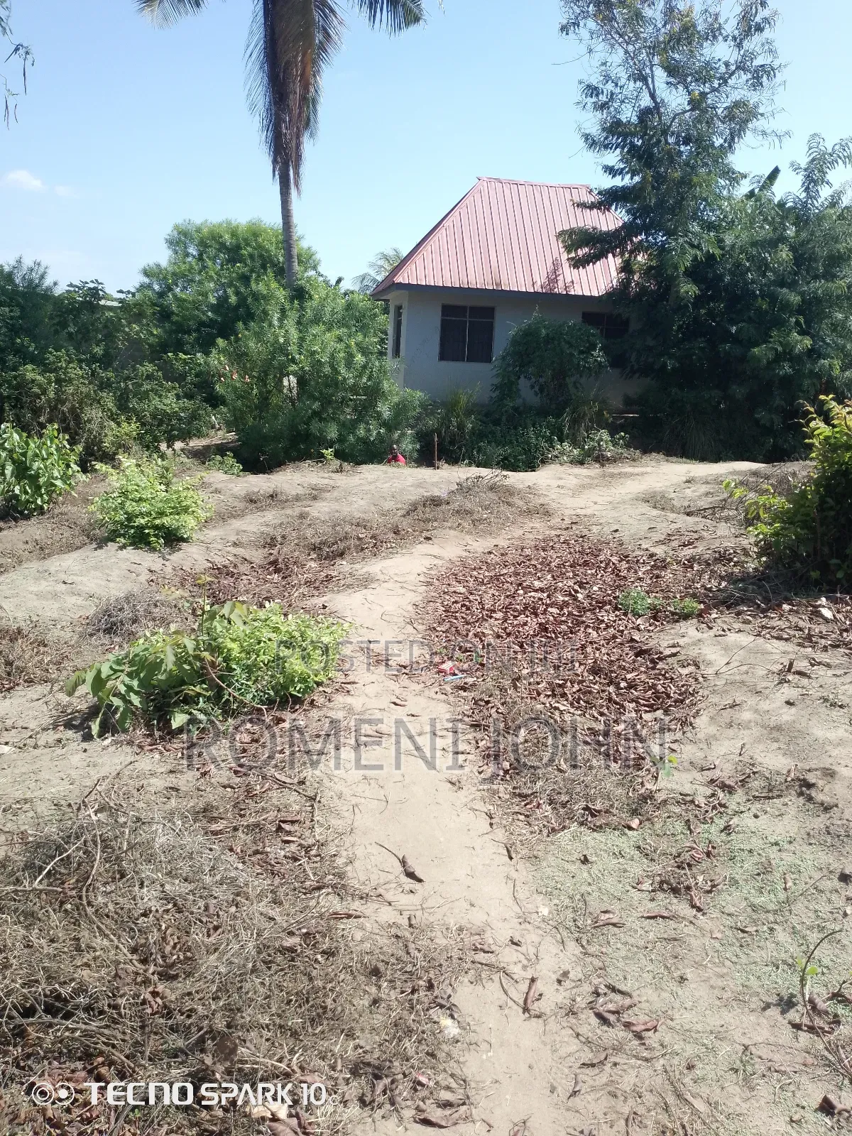 Kiwanja Kinauzwa Milioni 2.3 Ukonga Mbondole Kwa Muhaya.