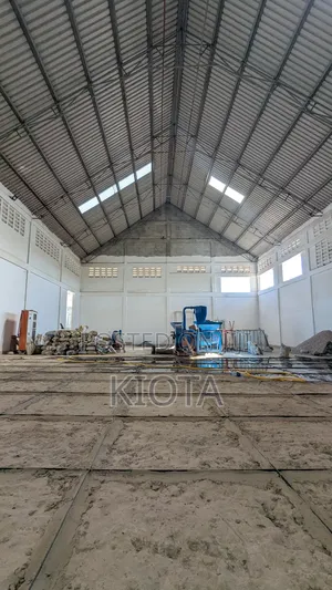 Warehouse Tabata Kifuru