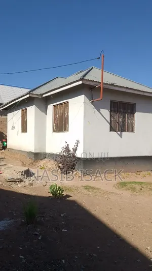 3bdrm House in Kishiri Center for sale