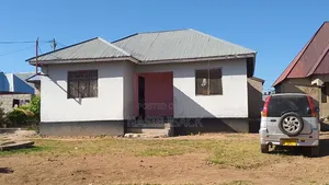 3bdrm House in Kishiri Center for sale