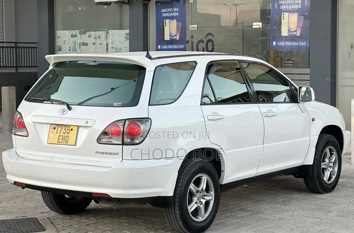 Toyota Harrier 2003 Pearl
