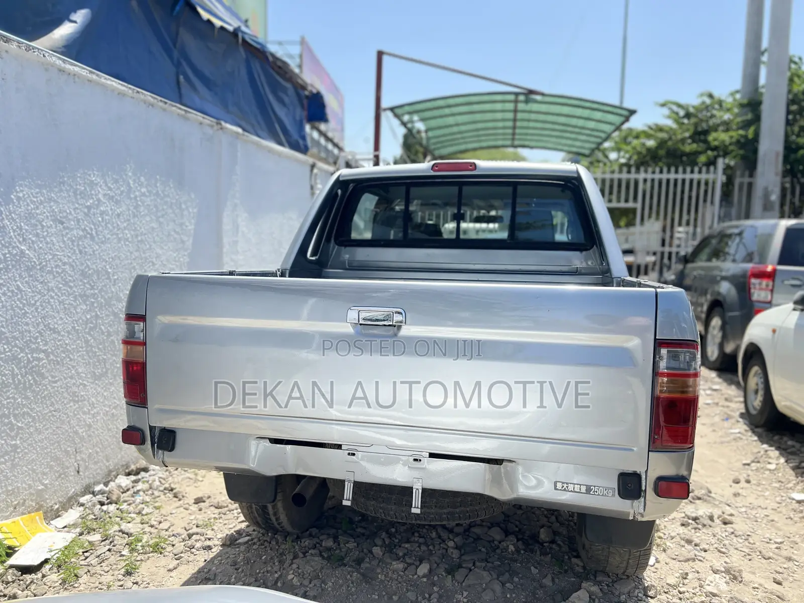 Toyota Hilux 2.5 Cab 2005 Gray