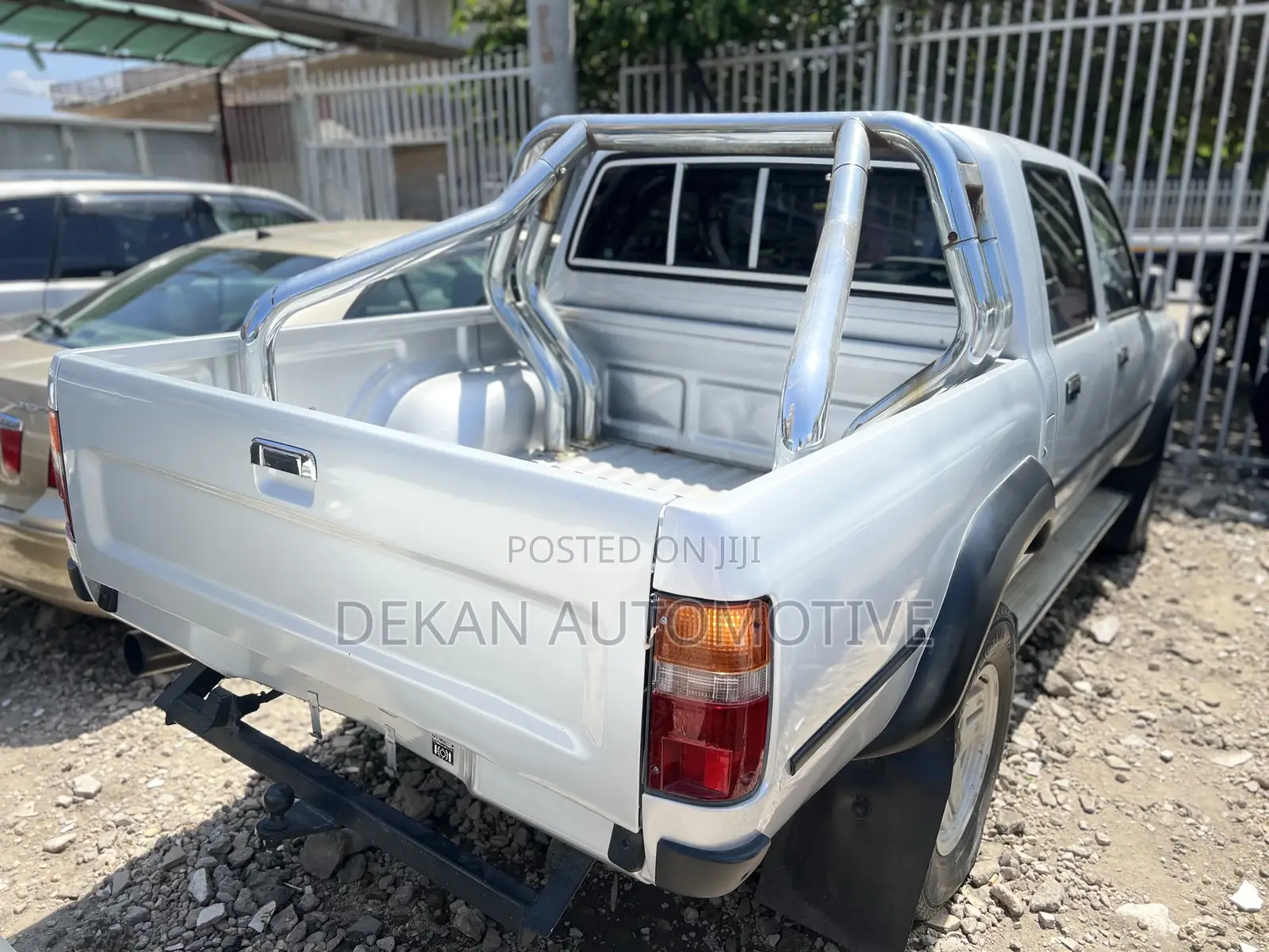 Toyota Hilux 2003 Silver