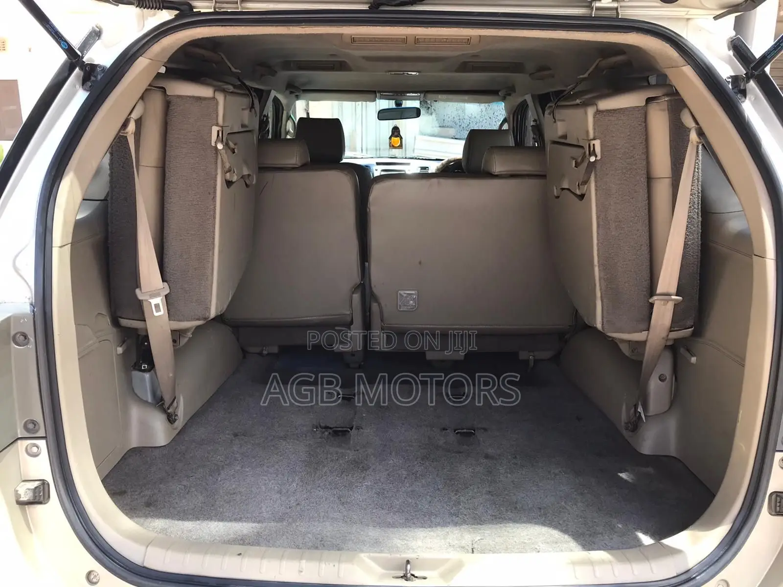 Toyota Fortuner 2012 Beige