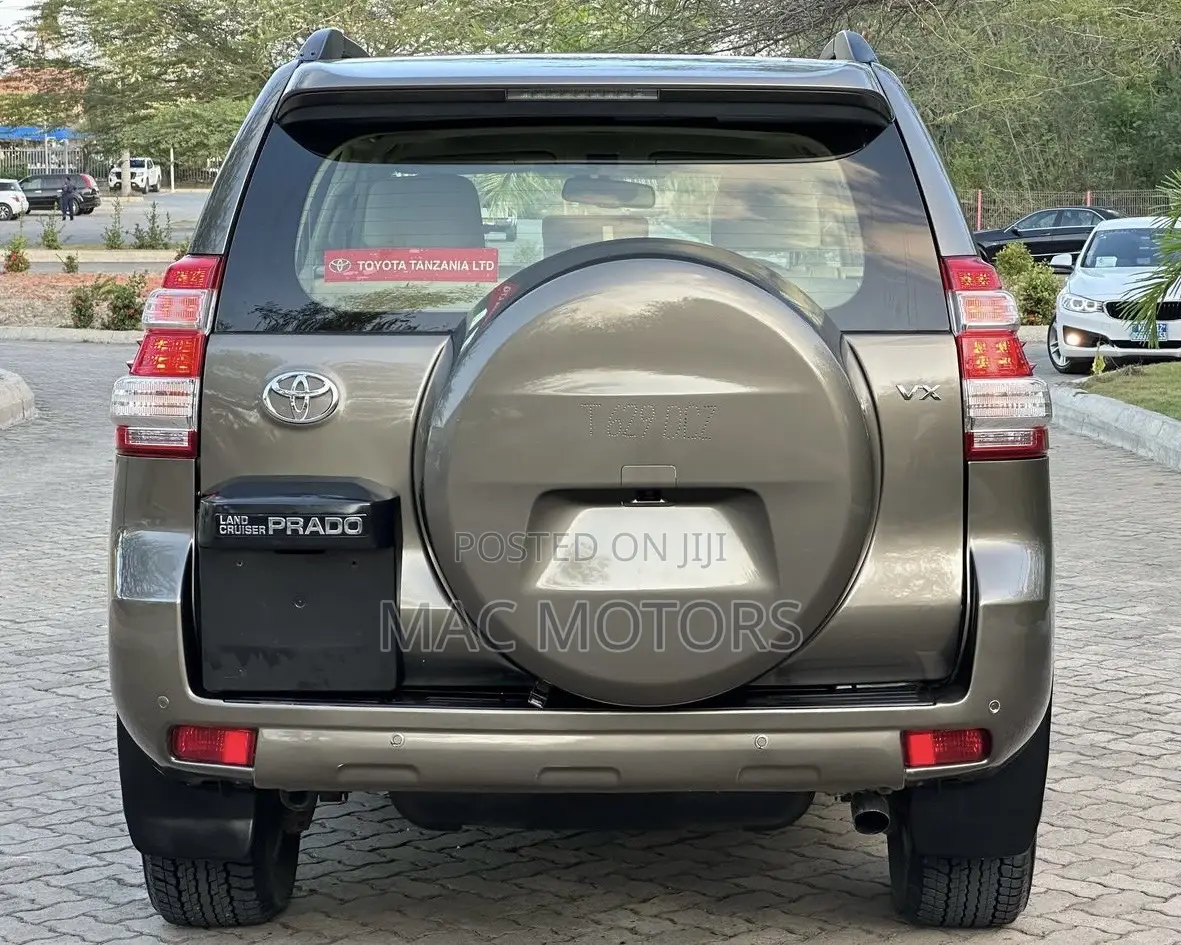 Toyota Land Cruiser Prado 3.0 D-4D (172 Hp) 2014 Gray