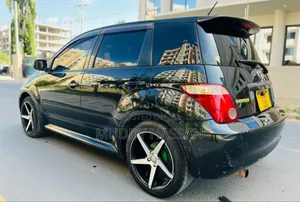 Toyota IST 2007 Black
