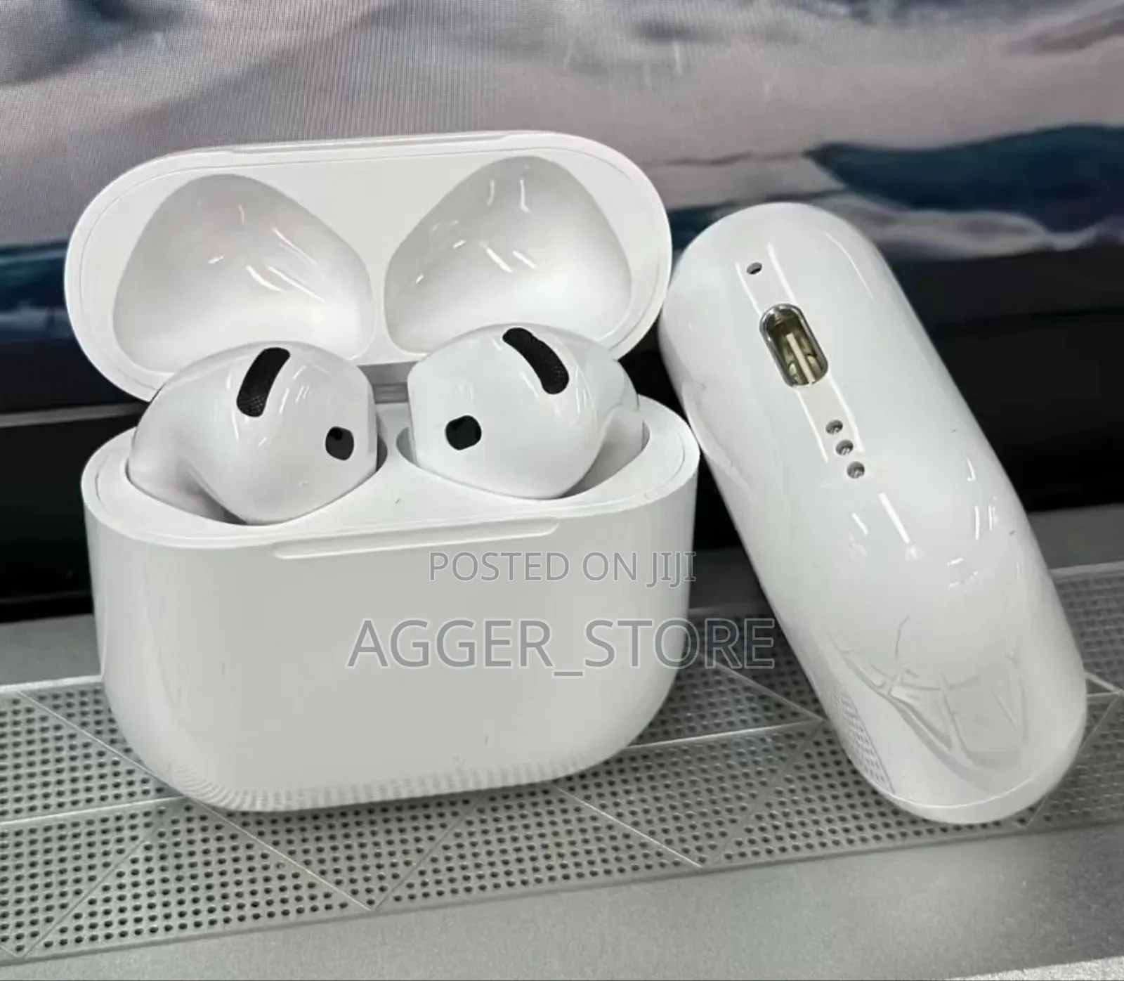 Apple Airpods 4 [With Anc]