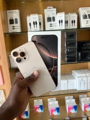 New Apple iPhone 16 Pro Max 256 GB Gold