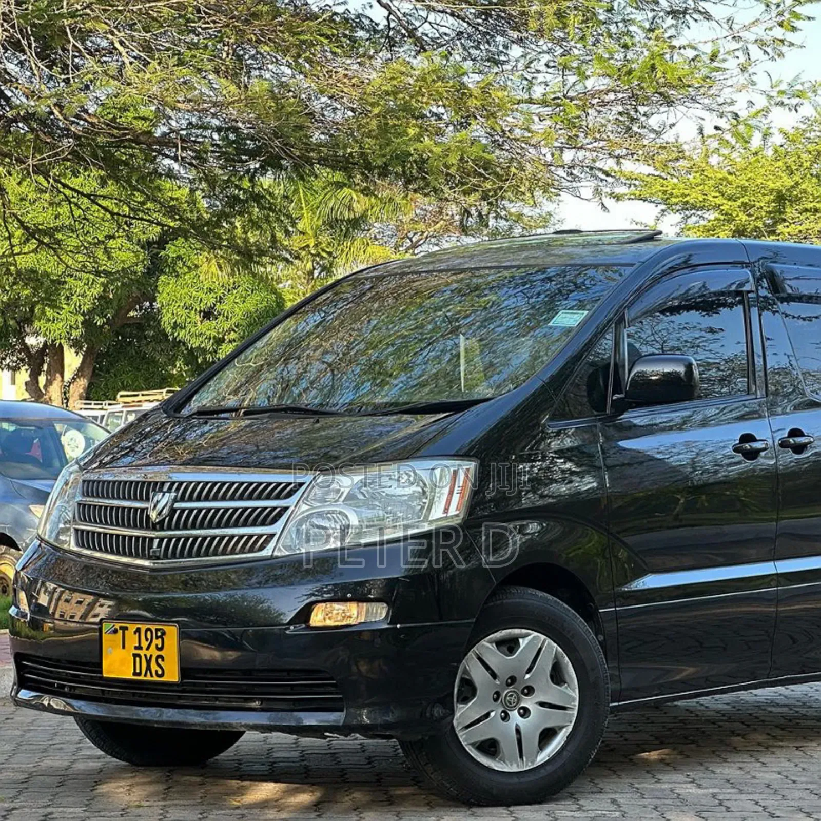 Toyota Harrier 2004 Black