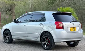 Toyota Corolla RunX 2002 Silver