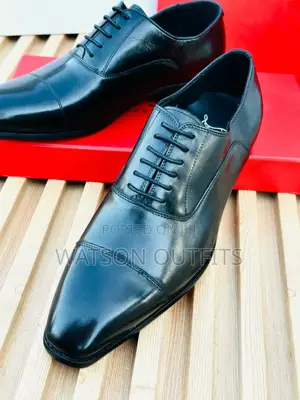 Christian Louboutin Classic Moka