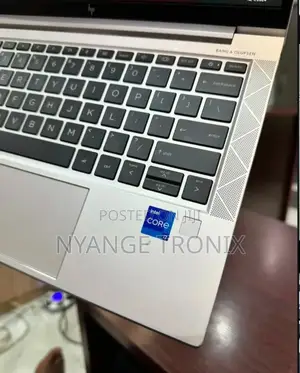 New Laptop HP EliteBook 830 G8 32GB Intel Core I7 SSD 1T